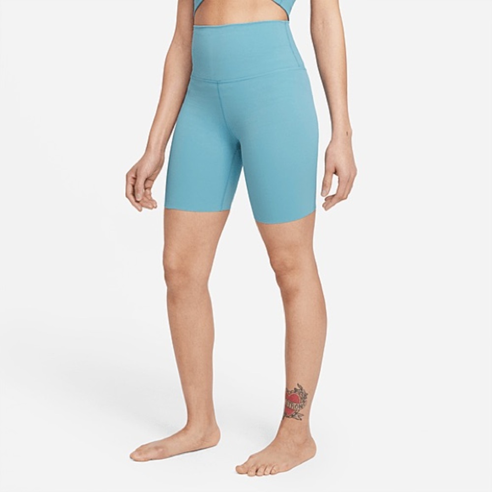 Nike Yoga Luxe Women's High-Waisted Shorts